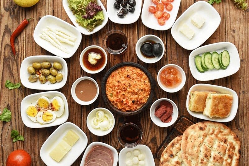 اهمیت خواب و تغذیه سالم در هفته‌های آغازین مدرسه