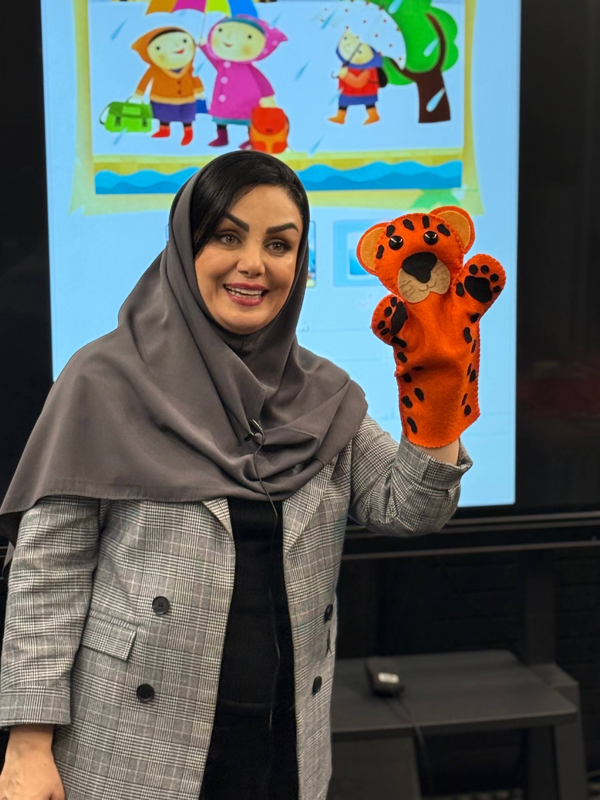 تجربه یادگیری جذاب در کلاس آنلاین دکتر سمیه رحمت